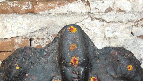 குண்டலங்கள் 