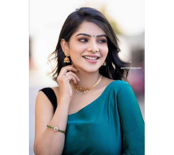 பெயரை சொன்னாலே போதும்