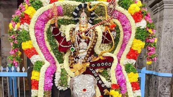 Ganesha Chaturthi Festival: Tirthavari at Pillaiyarpatti - Ganesha shining in golden armor 