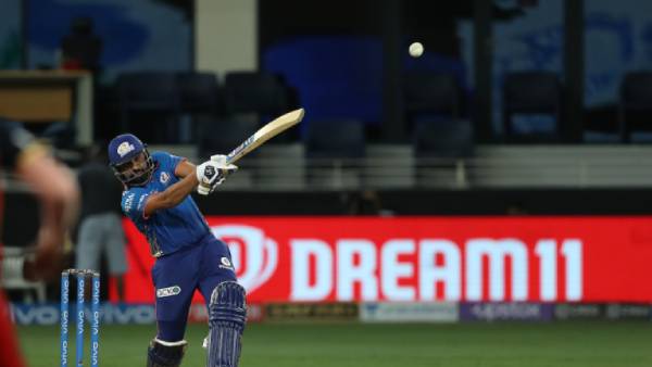 வலியால் துடித்த ரோகித் சர்மா வலியால் துடித்த ரோகித் சர்மா