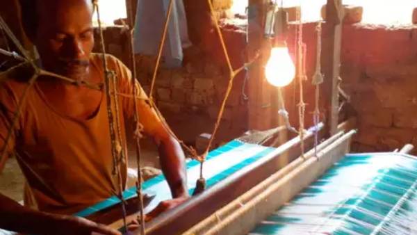 கைத்தறி நெசவாளர் விருது 