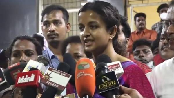 அரசியல் தெரியாது 