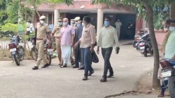 15 நாட்கள் சிறை 