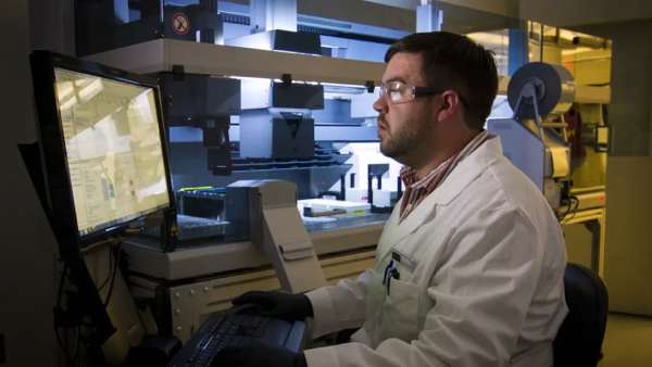 வயது ஆவது எப்படி? 