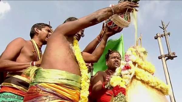 தமிழில் குடமுழுக்கு