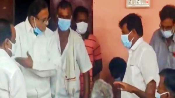 கட்சியிலிருந்து நீக்கம் 