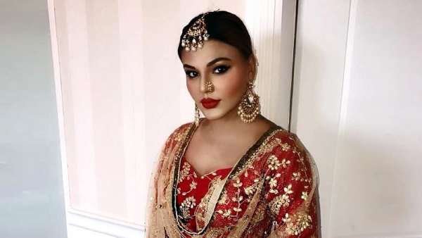 பெரியவர் 