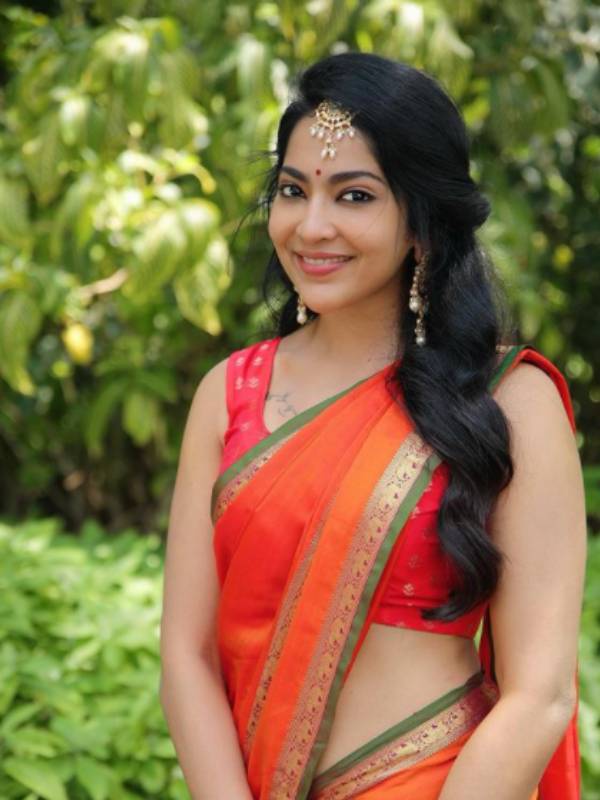 அந்த இடம் அள்ளுதே