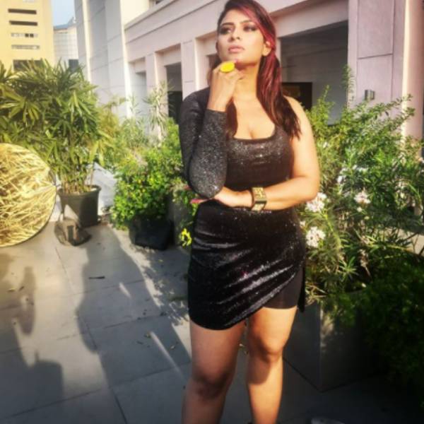 போட்டோஷூட்டில் கலக்கல்