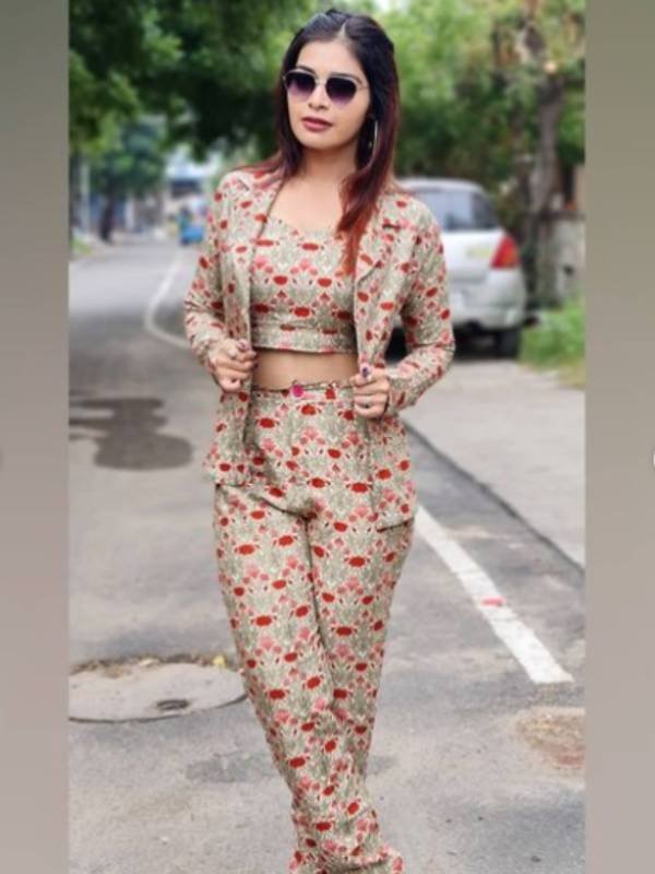 போட்டோ புரட்சி போட்டோ புரட்சி