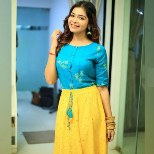 எளிமையாக இருந்தாலும் அள்ளுதே