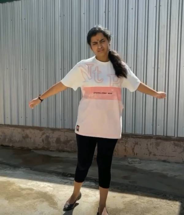 என்ன மேஜிக்லாம் பண்றீங்க என்ன மேஜிக்லாம் பண்றீங்க