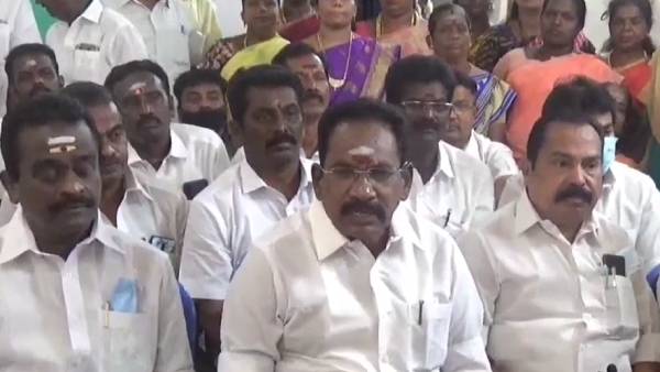 என்ன சொன்னார் 