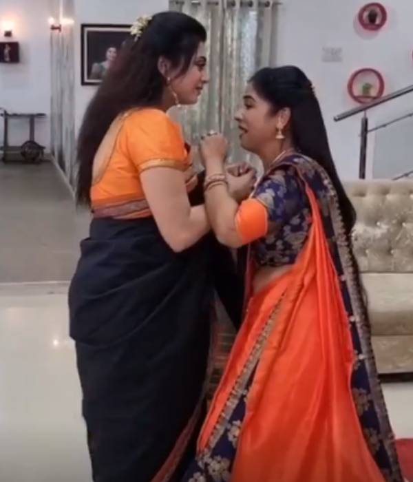 மாற்றம் கொடுத்த திருப்பம்