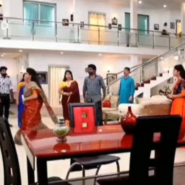 மீண்டும் முதலில் இருந்தா மீண்டும் முதலில் இருந்தா