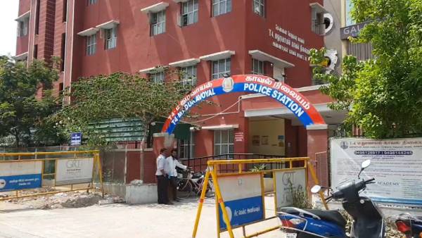 தாக்கிய 17 வயது சிறுவன் 