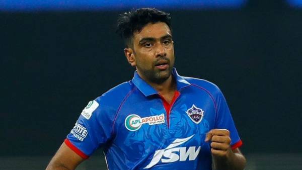 அஸ்வின் பவுலிங் 