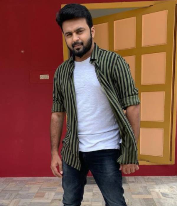 ஜீவாவாக வருகிறேன்