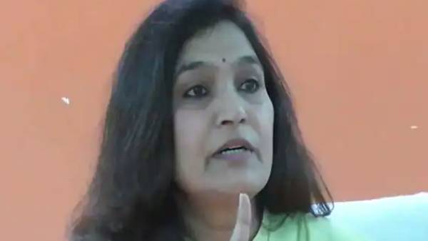 மூத்த தலைவர் மூத்த தலைவர்