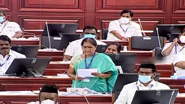 வானதி சீனிவாசன் சிரிப்பு 