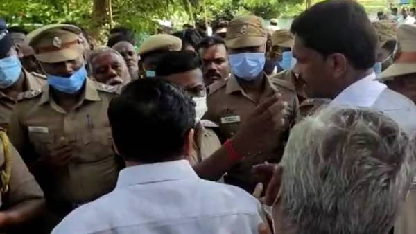 சாலை மறியல் 