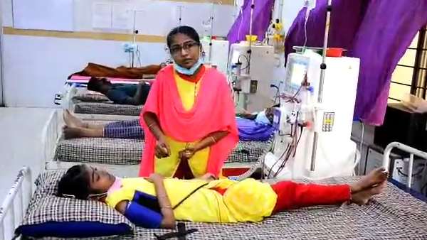 குழந்தையுடன் அவதி 