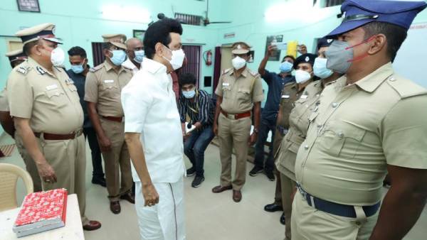 ரேஷன் கடைகள் 