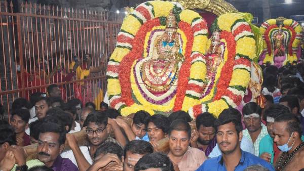 Thiru Karthigaideepam festival 2021: Panthakaal vizha at Tiruvannamalai Annamalaiar Temple Thiru Karthigaideepam festival 2021: Panthakaal vizha at Tiruvannamalai Annamalaiar Temple