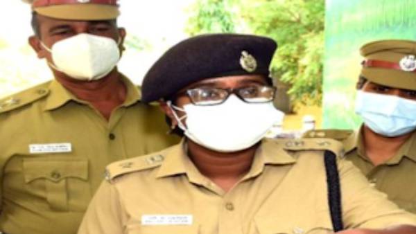 மருத்துவமனையில் சிகிச்சை 