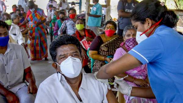 சமூக இடைவெளி இல்லை