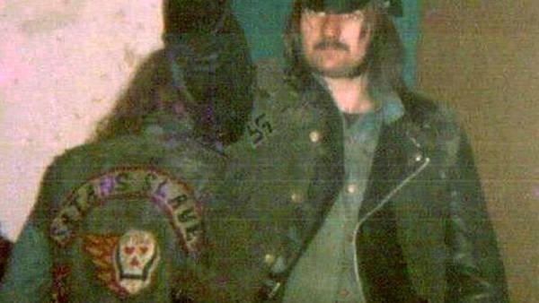 கேஸ்கள் 