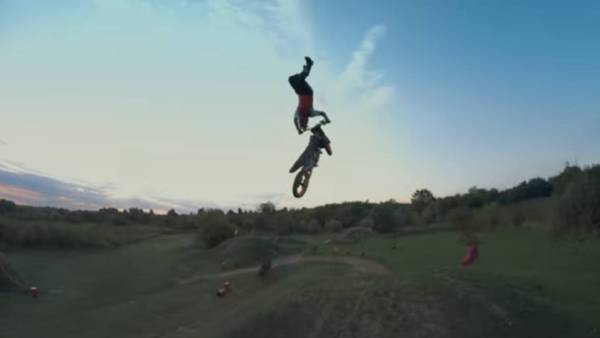 பல நாடுகள் 