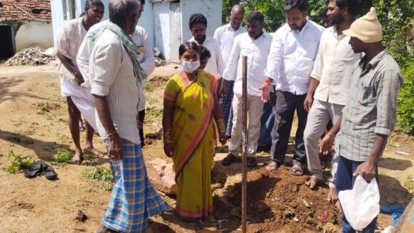  குழந்தைகள் உள்ளே