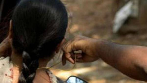 Chain snatched from woman: Pirates lurking in the woods with guns - search hunt to shoot Chain snatched from woman: Pirates lurking in the woods with guns - search hunt to shoot