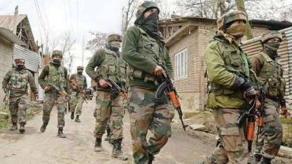 பயங்கரவாதி தாக்குதல் பயங்கரவாதி தாக்குதல்