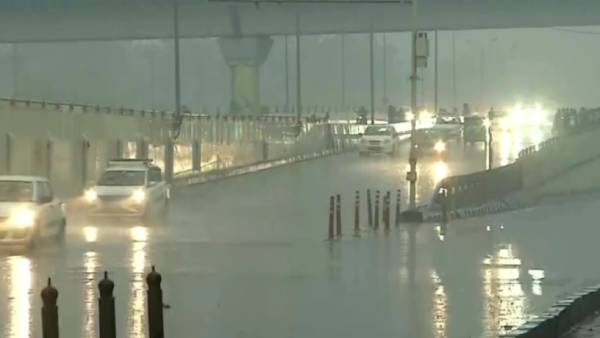 ரெட் அலர்ட் ரெட் அலர்ட்