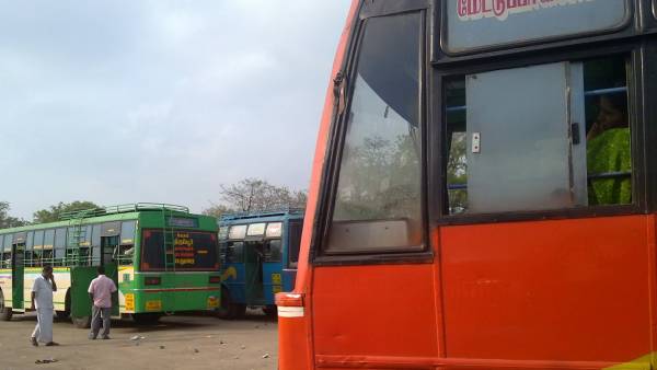 இடதுபுறம்