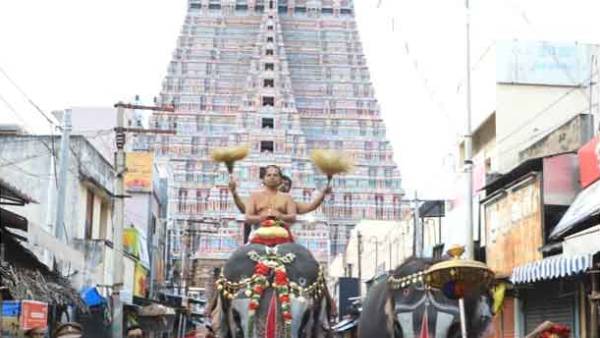 மூலவர் திருவடி தரிசனம்