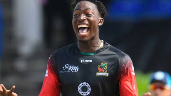 டோம்னிக் ட்ரேக்ஸ் 