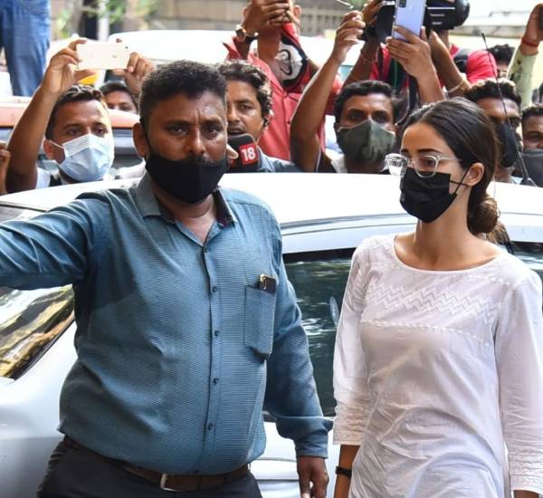 அனன்யாவிடம் கோபம்