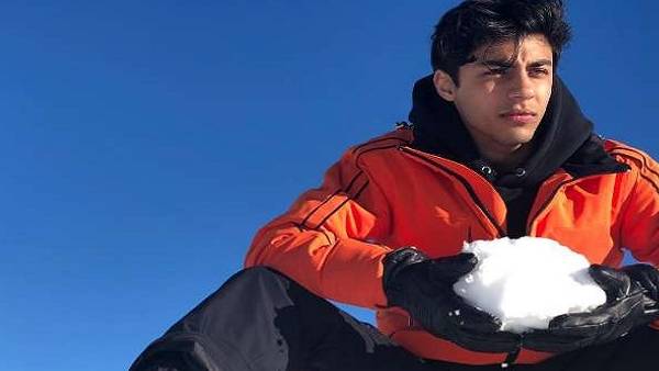 மாறுவேடம் மாறுவேடம்