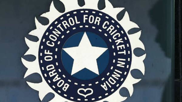 8 அணிகள் 