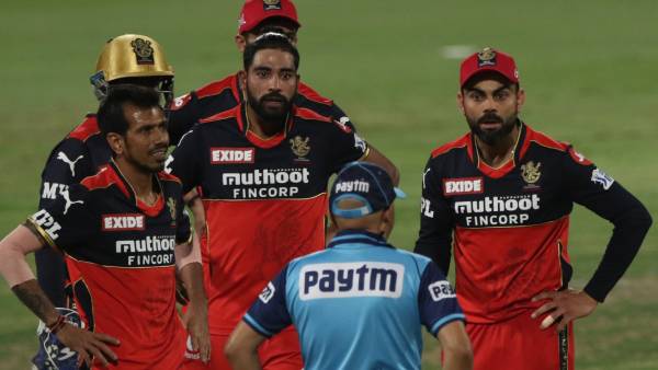 சர்ச்சை முடிவுகள் அறிவித்த நடுவர் 