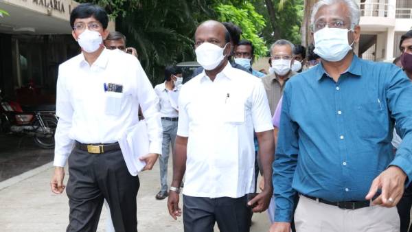 கர்நாடகாவில் கவனம் கர்நாடகாவில் கவனம்