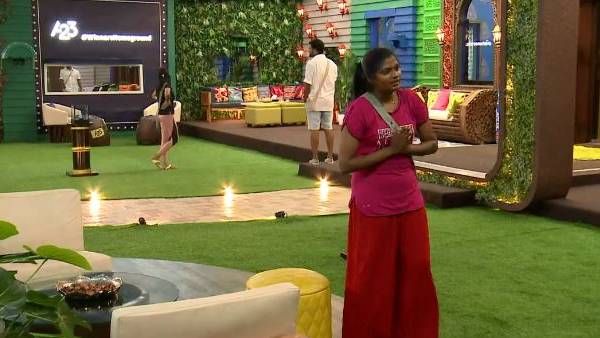 கடுப்பாகும் ரசிகர்கள்