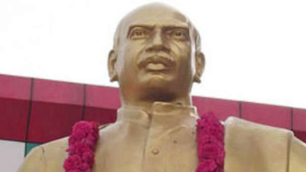 பிரிவினைவாதி சீமான் 