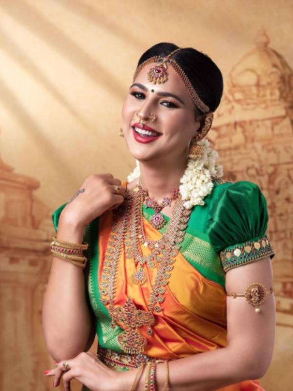 மிஸ் இந்தியா நமீதா மாரிமுத்து 