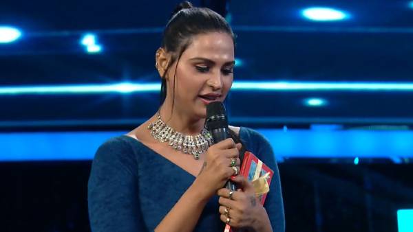 கம்பீரமான உயரம் 