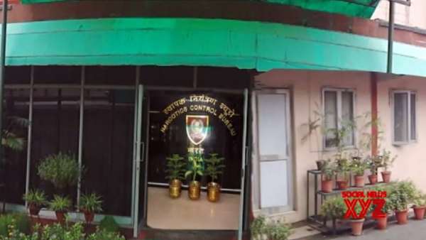 தனி டீம் 