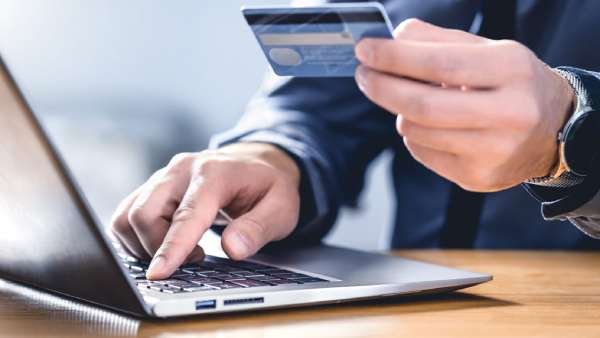 டெபிட் கார்டு 